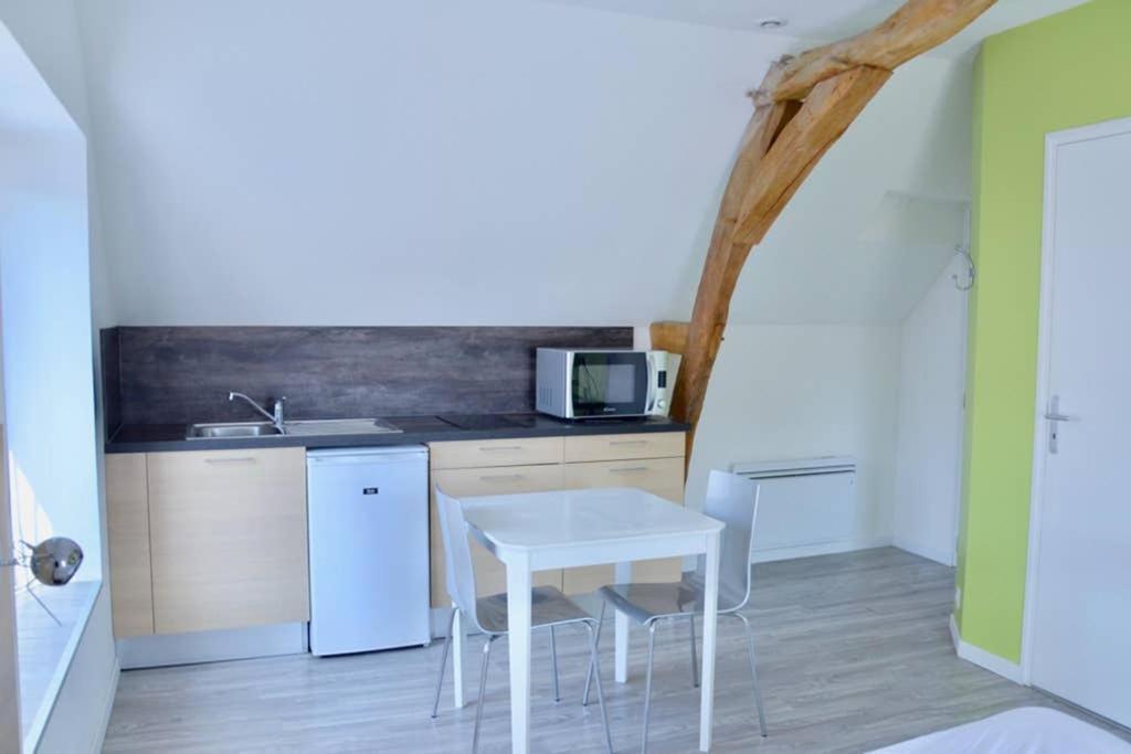 La Petite Maison Appartement 2 Avoine ภายนอก รูปภาพ