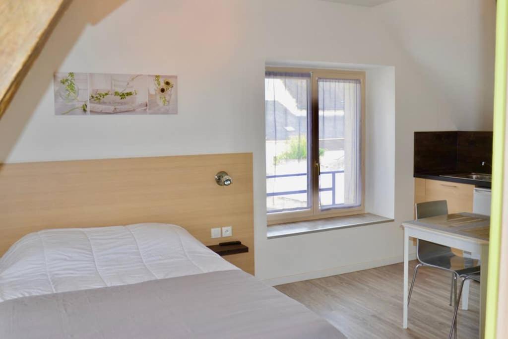 La Petite Maison Appartement 2 Avoine ภายนอก รูปภาพ